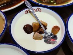 栗子双皮奶-五条人糖水铺(万达店)