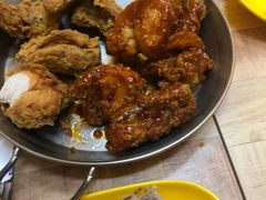 -BHC炸鸡(明洞总店)