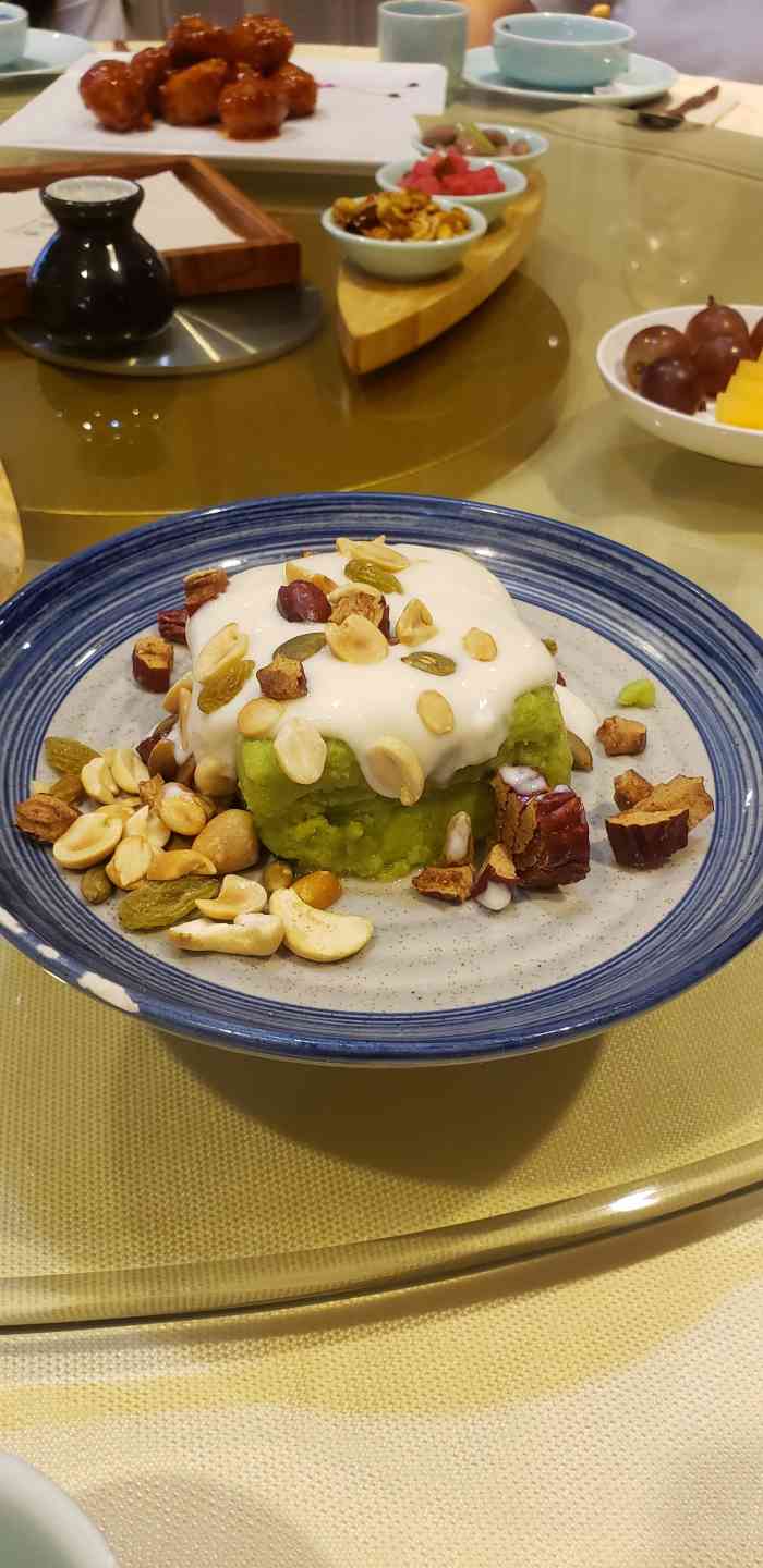 素虎(朝阳门店)-"朋友推荐的素食店,就在丰联广场三楼,很好.