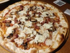 -JINNS锦时 steak&pizza(浸信会礼拜堂旧址店)
