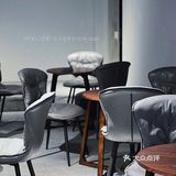 廣財大三學生開的早C晚A咖啡bar☕🍻