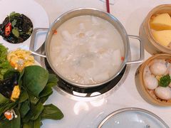 -煲王粤菜餐厅(中侨中心店)