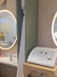 -丝域养发馆