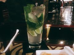-上海锦江汤臣洲际大酒店柒酒廊