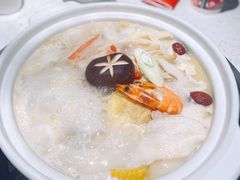 -三人行骨头王火锅(长寿店)