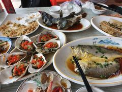 -红月湾海鲜饭店•沙滩海景(双月湾店)
