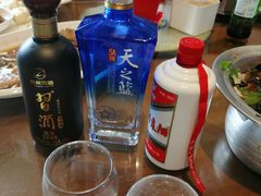 -赶海部落海鲜城(海阳路店)