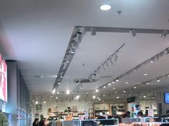 -三福时尚(三峡广场华夏银座店)