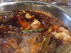 -肖肖酸萝卜鱼火锅(总店)