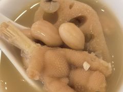 莲藕煲鸡脚-文记壹心鸡(宝华路店)