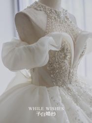 -予白婚纱礼服馆