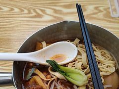 -魔都三兄弟酸辣粉·蘸卤炸串(虹桥万科店)