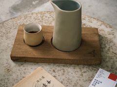 -彳亍咖啡·这里(水湾路店)
