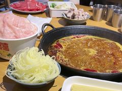 -三个四川人火锅(华联商厦店)