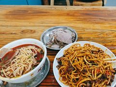 -清真·马安军辣子牛肉面