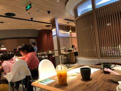 大堂-云海肴云南菜(浦江欢乐颂店)