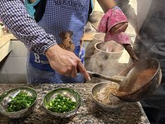 -正宗杨记普洱酸醋米线(总店)