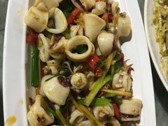 -四川小胡子海鲜(丁村万人海鲜广场店)