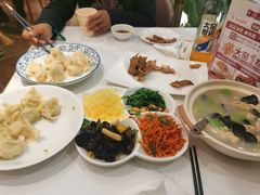 -东方饺子王(新奥购物中心店)