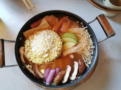 部队年糕火锅-七八冷面·延边朝鲜族美食(欢乐谷店)