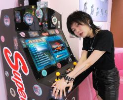 -变画·发型STUDIO