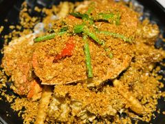 避风塘炒石岩蟹-79号渔船海鲜饭店(宝安店)