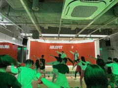 -乐刻运动健身(蓝润摩里中心店)