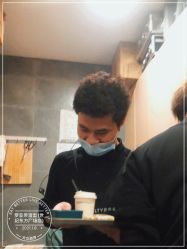 -罗亚帝造型·烫发染发