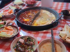 -赵美丽·重庆社区火锅·直营店(火车东站·中豪国际店)