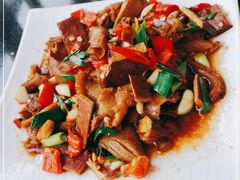 -一楼食业·食惠一楼