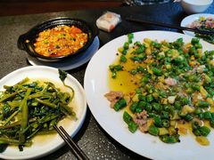 -万重锦·人文川菜馆(骡马市店)