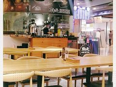 大堂-吴草鸡爪오초닭발韩食堂(融恒盈嘉中心店)