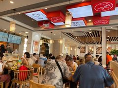 -佬钱湾仔(衣裳街店)