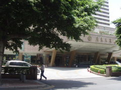 -广东大厦酒店(广州北京路步行街纪念堂地铁站店)