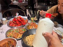 -巴厘龙虾·榜首油焖大虾(音乐学院·沿江酒馆店)