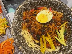 辣辣炸酱面-KCOOKING概念韩餐(世茂52+店)
