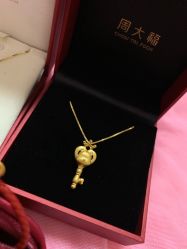 -周大福CHOW TAI FOOK(宝山苏宁易购店)