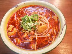 肥肠酸辣粉-脑馋粉儿(三里屯店)