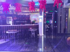 -GAGA主题量贩式KTV平价店(工大店)