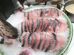 -红鼎豆捞·非遗鲍皇汤火锅(宝丰路店)