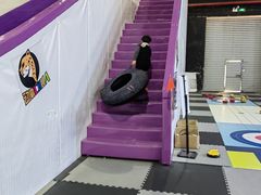 -嘿哟动霸CHUA·新潮玩运动娱乐中心·蹦床滑冰团建乐园