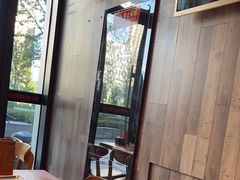-华府九号海鲜烧烤大排档(龙域店)