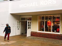 -伦敦比斯特购物村