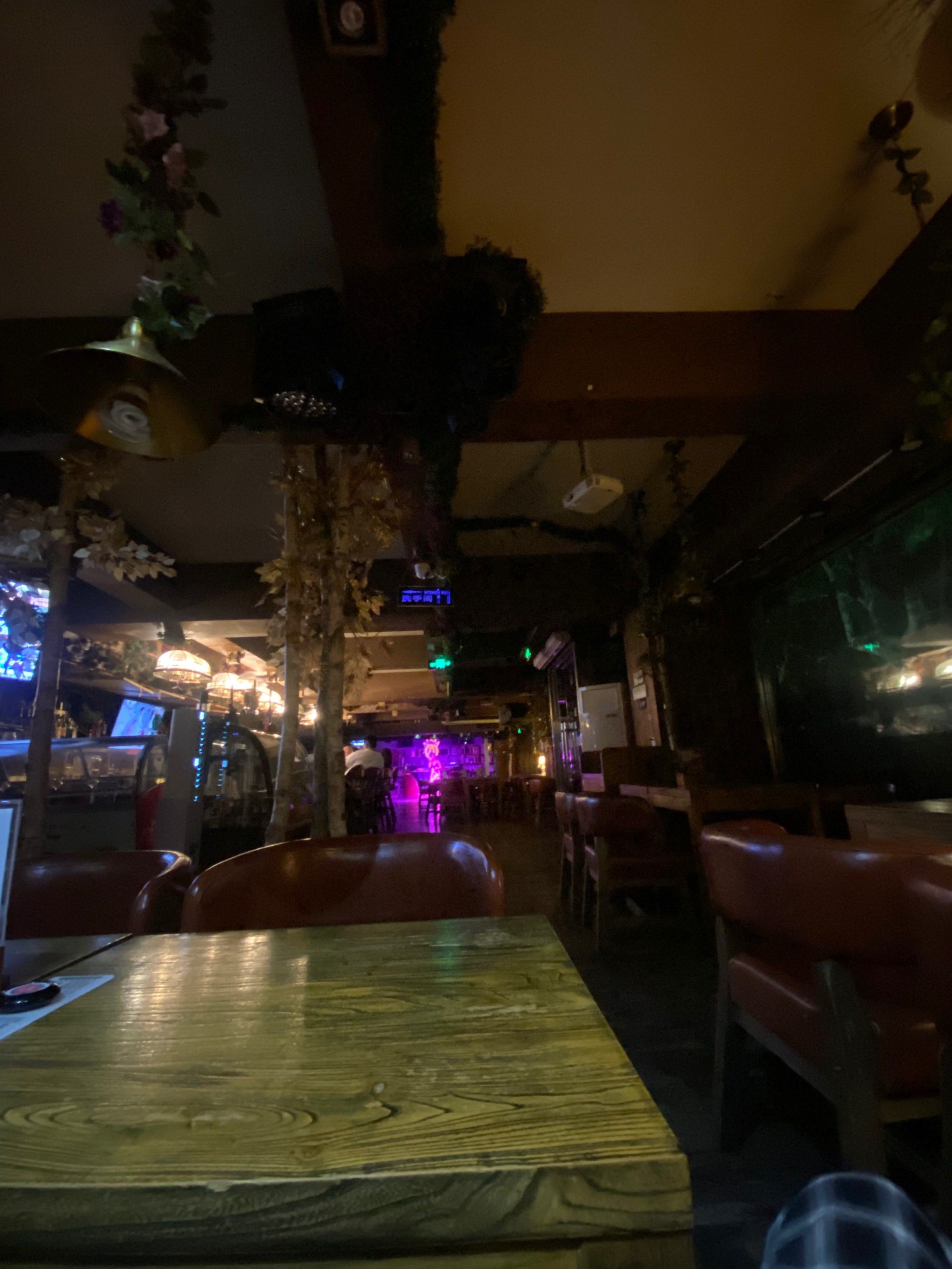 「angelinas安吉丽娜酒吧(青岛店