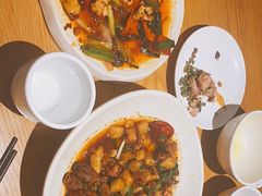 -隔壁老王·家常云南菜(花巷店)