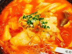 -渝是乎酸菜鱼(龙旗购物中心店)