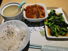 -老乡鸡(上海品尊国际中心店)