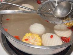 -八合里牛肉火锅(上海世茂广场店)