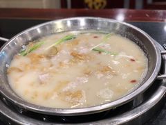 -老来福·非遗酸汤兔(凯旋路店)