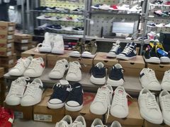 -上品折扣(回龙观店)